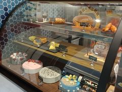 面包甜点陈列柜-DQ·蛋糕·冰淇淋(万象城店)