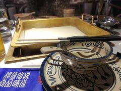 -尚尚仙·酸汤猪手·猪肚鸡火锅(华联万柳购物中心店)