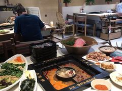 -老牌坊云南鱼豆花火锅(哈西万达店)