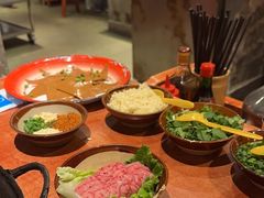 -周小明火锅(黑金冠社区店)