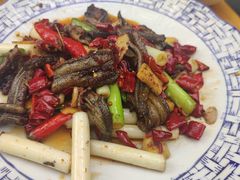 爆炒土鳝鱼-百年粉蒸牛肉
