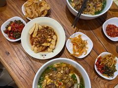 -湘人龙记老长沙米粉(鸟巢店)