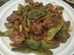 排骨豆角沾卷子-好嫂子酱猪手•农家菜(蒲黄榆店)