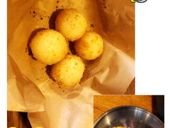 芝士球-富乐满韩国正宗炸鸡韩国料理(虹泉路店)