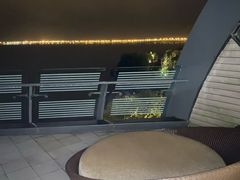 -上海滴水湖皇冠假日酒店