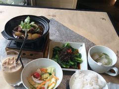 -穹六人间 people 6(岳阳路店)