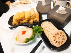 -鲜入围煮花胶鸡海鲜火锅