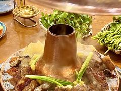 -岳记兴隆·青城腊排铜火锅(融创店)