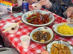 -小球滚滚湘菜馆·烤鱼·口味虾(太平街店)