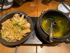 -云海肴·汽锅鸡·云南菜(天山百盛优客店)