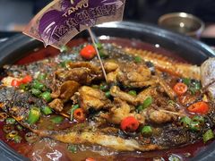 -探鱼·鲜青椒爽麻烤鱼(银泰城店)