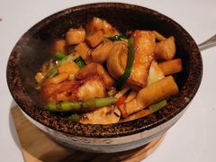 锅烧澳大利亚犬牙鱼-金轩中餐厅 Jin Xuan(浦东丽思卡尔顿酒店)