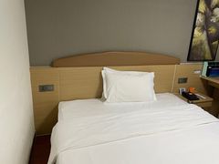 -7天酒店·北京学院路六道口地铁站店