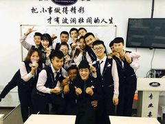 -维纳斯化妆摄影学校