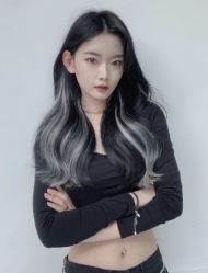 -变画·发型STUDIO