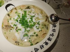 -江渔儿酸菜鱼(港湾1号店)