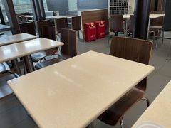 -麦当劳(深圳北站高铁店)