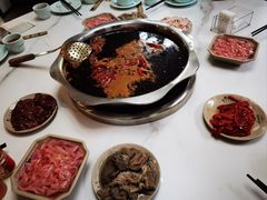 -九尺赵老四鲜鹅肠火锅
