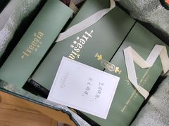 -小苍兰风铃草·礼物蛋糕(沈阳店)