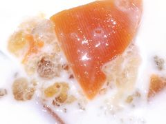 木瓜椰汁炖桃胶-五条人糖水铺(武林总店)