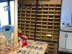 -肆兮眼镜·蔡司·徕卡战略合作店(大坪店)