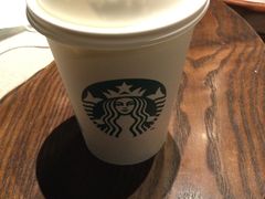 -星巴克臻选(南京金茂览秀城店)