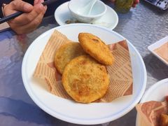 -头上红煨盐鸡乡村食府