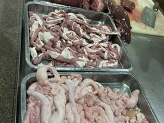 -标记美食新鲜猪杂(兴南大道店)