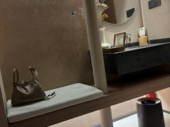 -灸春堂·艾灸·痛症·整脊连锁(之江银泰店)