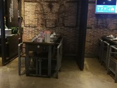 -龙巢盱眙龙虾·牛蛙·烧烤宵夜(八卦岭店)