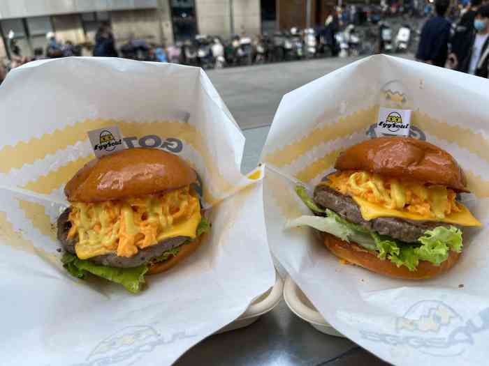 egg bomb(淮海中路店)-"环境还是挺小清新的 适合聊天「厚牛松露.