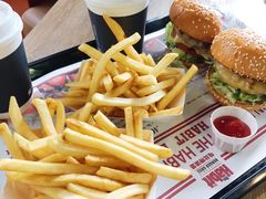 -The Habit Burger Grill 哈比特汉堡(复兴soho店)