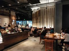 大堂-星巴克(北京三里屯SOHO一店)