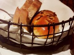 餐前包-Wolfgang’s Steakhouse 沃夫冈牛排馆(上海白玉兰广场店)