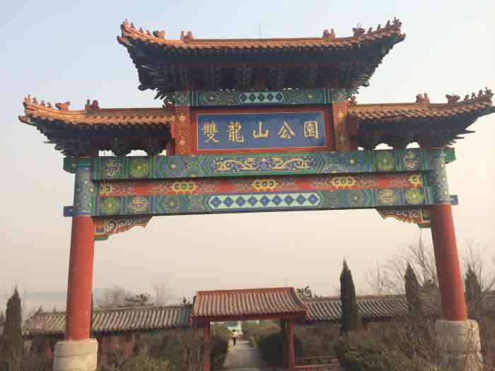 双龙山森林公园-"离石家庄市区开车半个多小时,景区感觉没有.