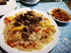 碎肉抓饭-巴扎美食·新疆菜·西域歌舞表演餐厅(新疆大厦店)