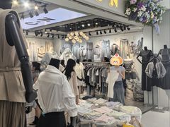-广州白马服装市场