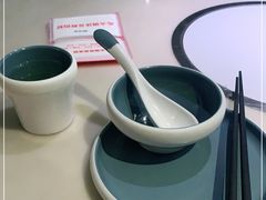 -左庭右院鲜牛肉火锅(浦江欢乐颂店)