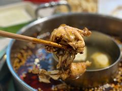 -蛙两只美蛙鱼头火锅(恒茂店)
