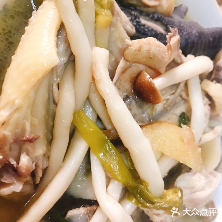 土味鸡汤，滋补营养，原汁原味，清淡~