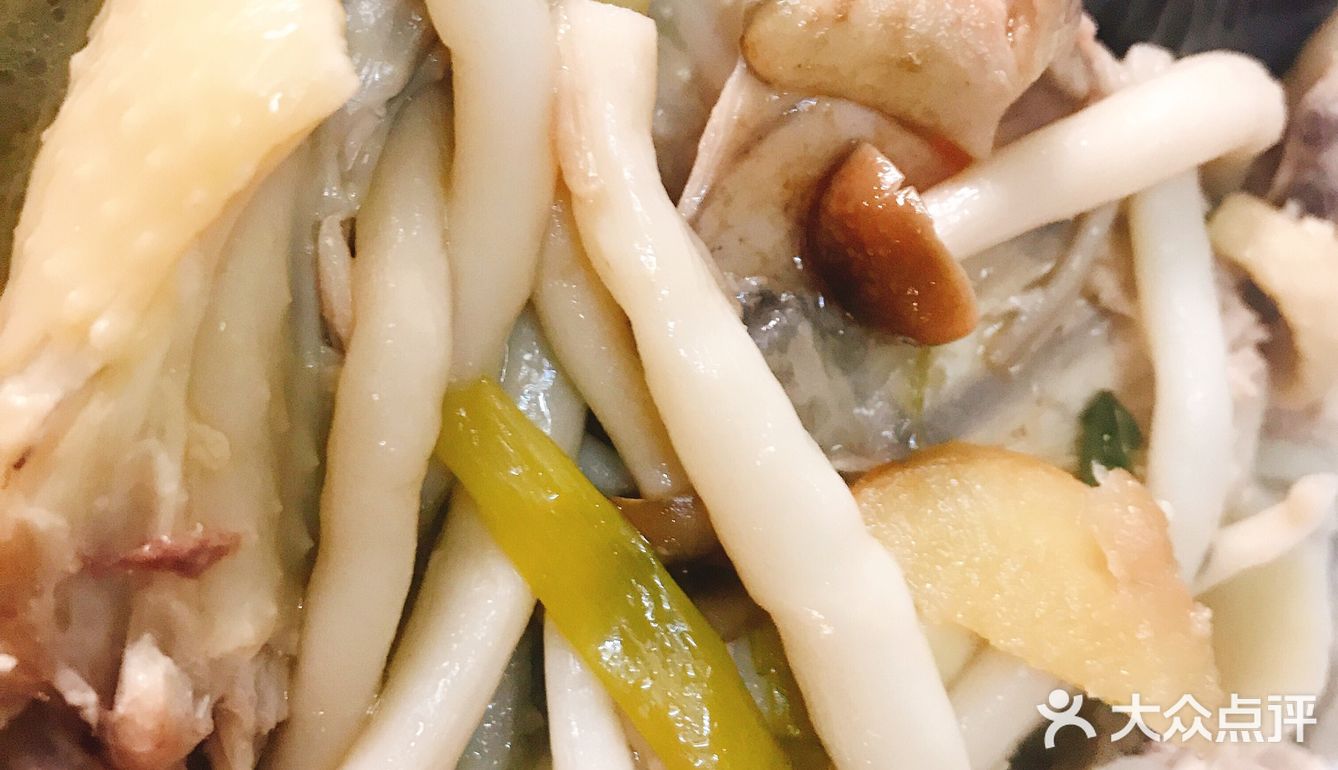 土味鸡汤，滋补营养，原汁原味，清淡~