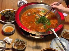-野山舂·贵州现舂酸汤牛肉(东山店)