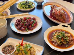 -大众跷脚牛肉馆·非遗传承单位(峨眉山店)