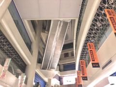 -日月光中心广场