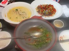 -鸽子侯·家宴·平价海鲜(市图书馆店)
