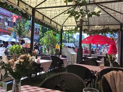 -塞纳河法国餐厅(意式风情街店)