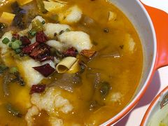 -小六鱼你.下饭酸菜鱼(益田假日广场店)