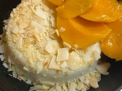 -志龙皇冠吃货椰子铺