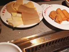 -芝小官毛肚火锅海鲜自助(苏州吴江区万宝店)