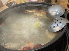 -濠轩阁特色生蚝火锅(水湾路店)